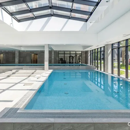 420 Port Basen&jacuzzi Apartment