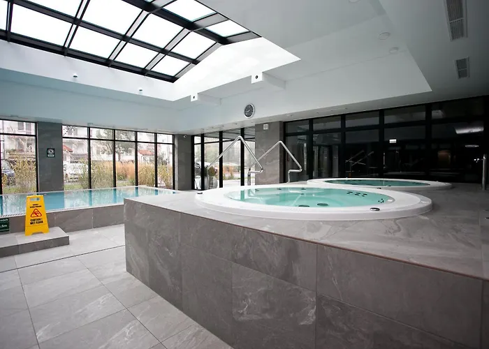 420 Port Basen & Jacuzzi Kolobrzeg