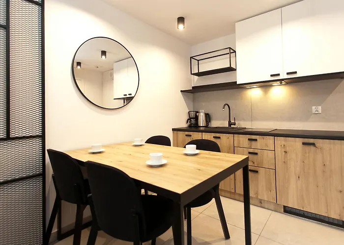 420 Port Basen & Jacuzzi Apartment